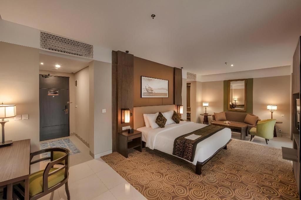 El Hotel Banyuwangi Баньюванги Экстерьер фото