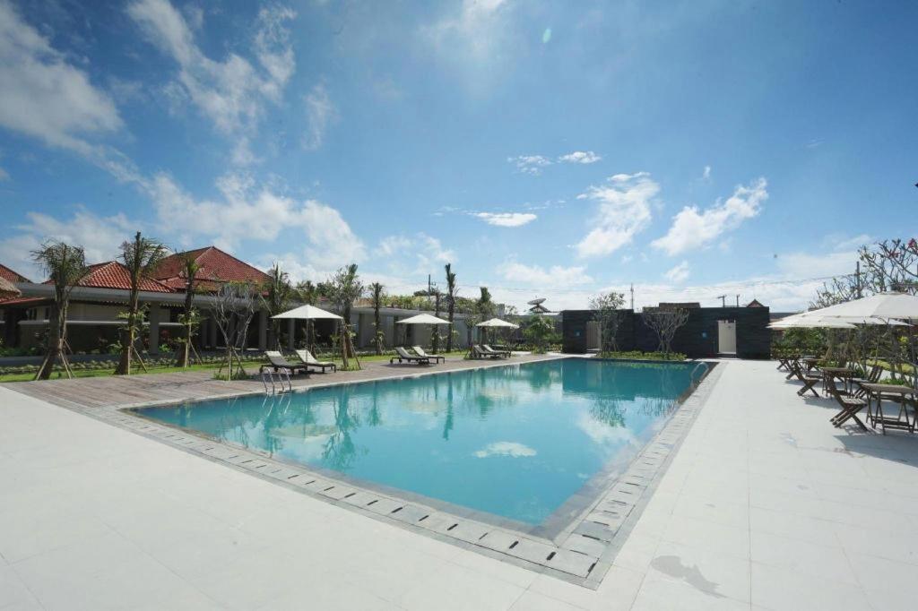 El Hotel Banyuwangi Баньюванги Экстерьер фото