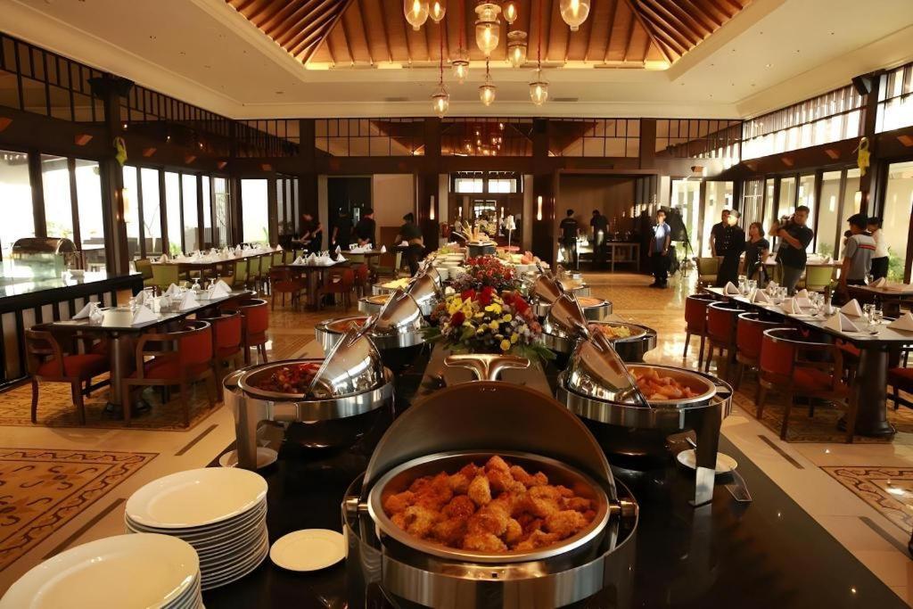 El Hotel Banyuwangi Баньюванги Экстерьер фото